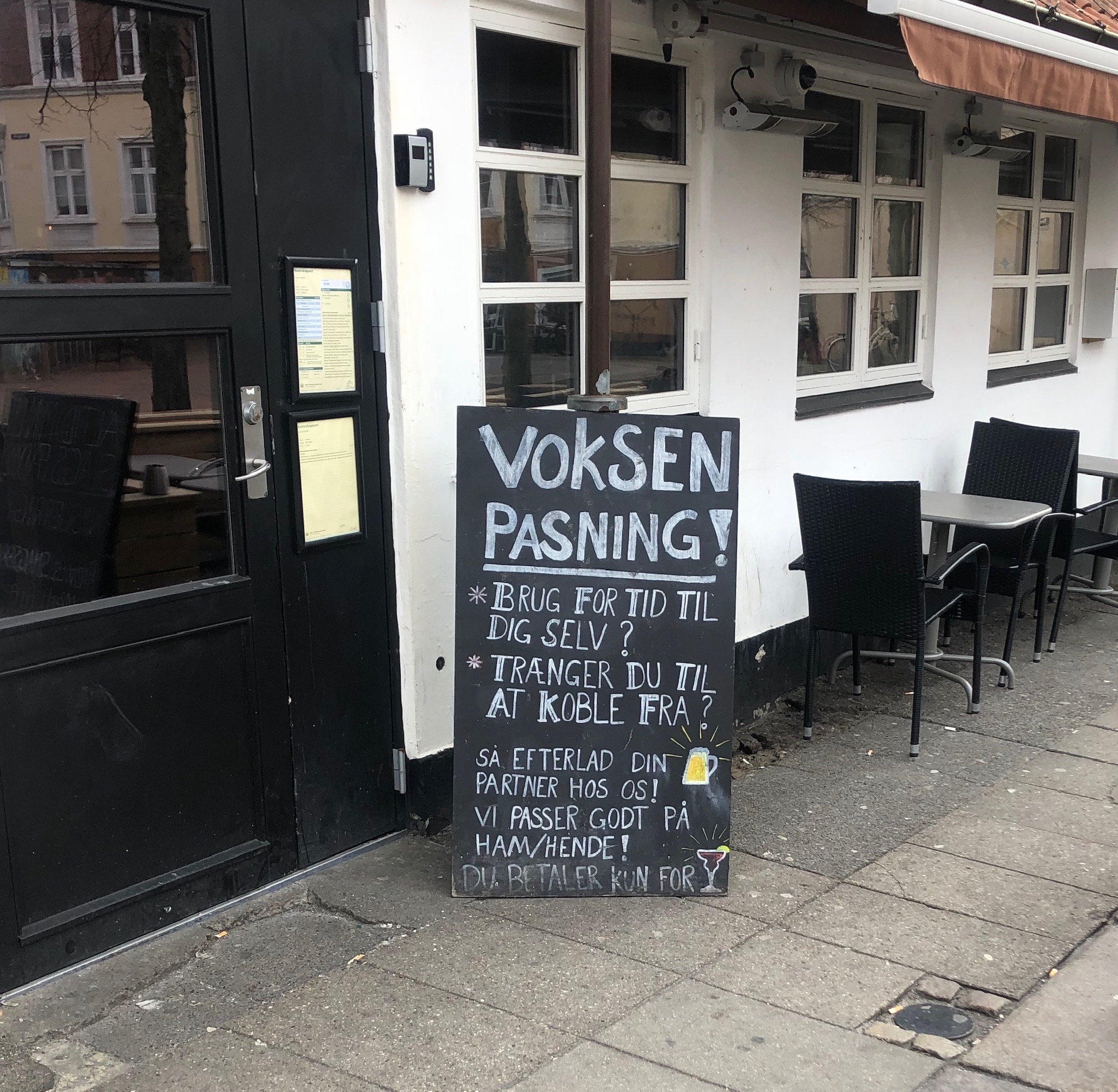 Voksenpasning
